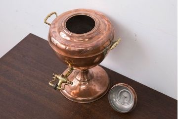 アンティーク雑貨　イギリスアンティーク　銅製のワインディスペンサー(サーバー)