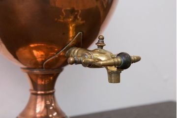 アンティーク雑貨　イギリスアンティーク　銅製のワインディスペンサー(サーバー)