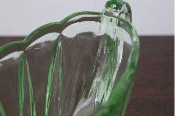 アンティーク雑貨　イギリスアンティーク　デプレッショングラスの大きな花瓶