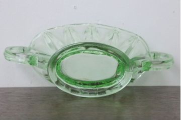 アンティーク雑貨　イギリスアンティーク　デプレッショングラスの大きな花瓶