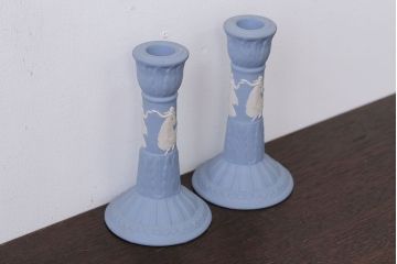 アンティーク雑貨　イギリスアンティーク　Wedgwood(ウェッジウッド)・ジャスパー・キャンドルホルダーペアセット