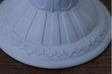 アンティーク雑貨　イギリスアンティーク　Wedgwood(ウェッジウッド)・ジャスパー・キャンドルホルダーペアセット