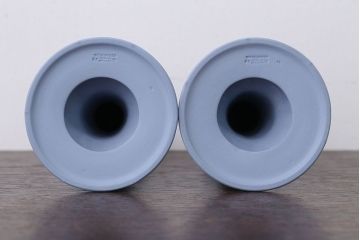 アンティーク雑貨　イギリスアンティーク　Wedgwood(ウェッジウッド)・ジャスパー・キャンドルホルダーペアセット