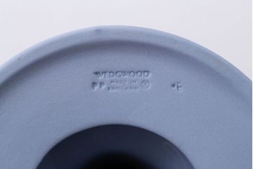 アンティーク雑貨　イギリスアンティーク　Wedgwood(ウェッジウッド)・ジャスパー・キャンドルホルダーペアセット