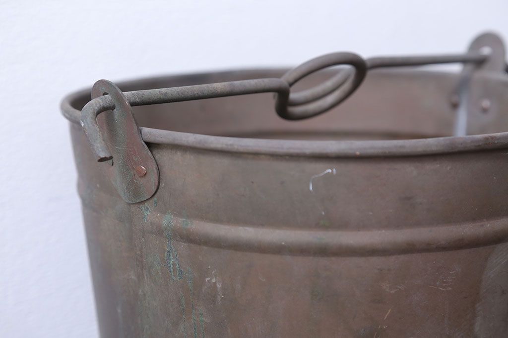 アンティーク雑貨　アンティーク　古い銅製のバケツ