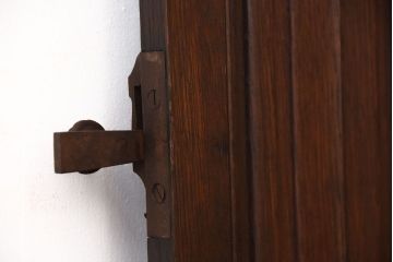 イギリスアンティーク　重厚なオーク材の優美な扉(ドア)(2)