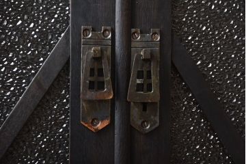 アンティーク家具　大正ロマン　古い木製のモダンな高級変わり型収納棚