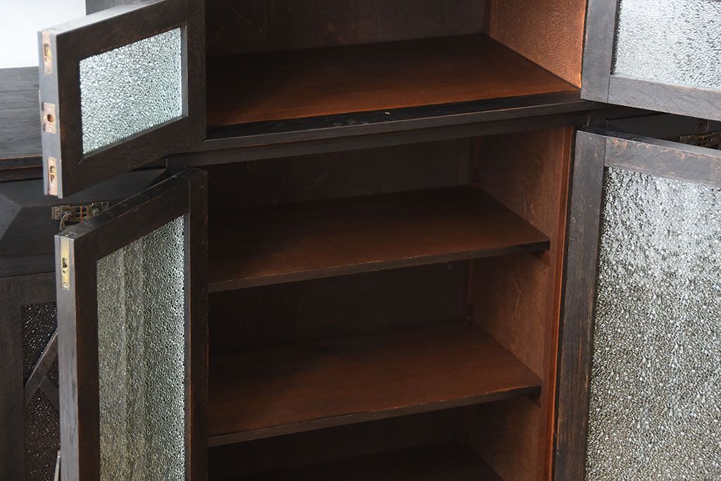 アンティーク家具　大正ロマン　古い木製のモダンな高級変わり型収納棚