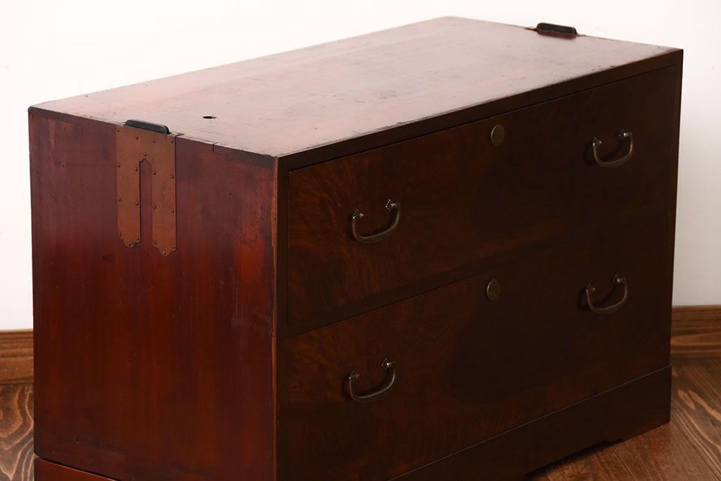 アンティーク家具　和製アンティーク　前面欅材!杢目の美しいシンプルな衣装箪笥