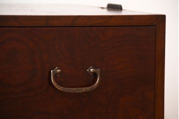 アンティーク家具　和製アンティーク　前面欅材!杢目の美しいシンプルな衣装箪笥