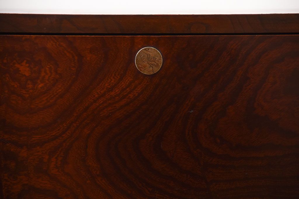 アンティーク家具　和製アンティーク　前面欅材!杢目の美しいシンプルな衣装箪笥