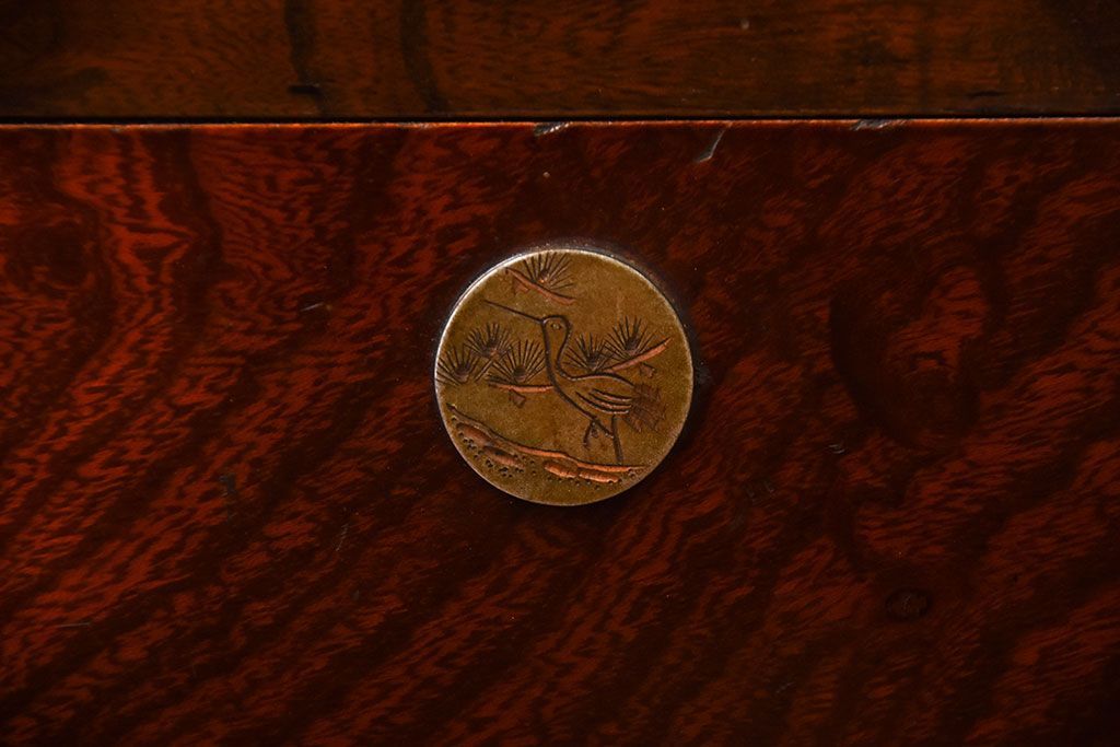 アンティーク家具　和製アンティーク　前面欅材!杢目の美しいシンプルな衣装箪笥