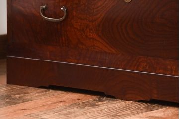 アンティーク家具　和製アンティーク　前面欅材!杢目の美しいシンプルな衣装箪笥