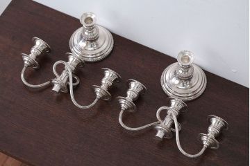 アンティーク雑貨　イギリスアンティーク　シルバープレート製キャンドルスタンド2つセット