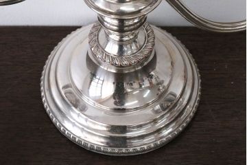 アンティーク雑貨　イギリスアンティーク　シルバープレート製キャンドルスタンド2つセット