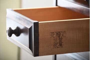 中古　北海道民芸家具　シンプルでシックなチェスト(定価約17万円)