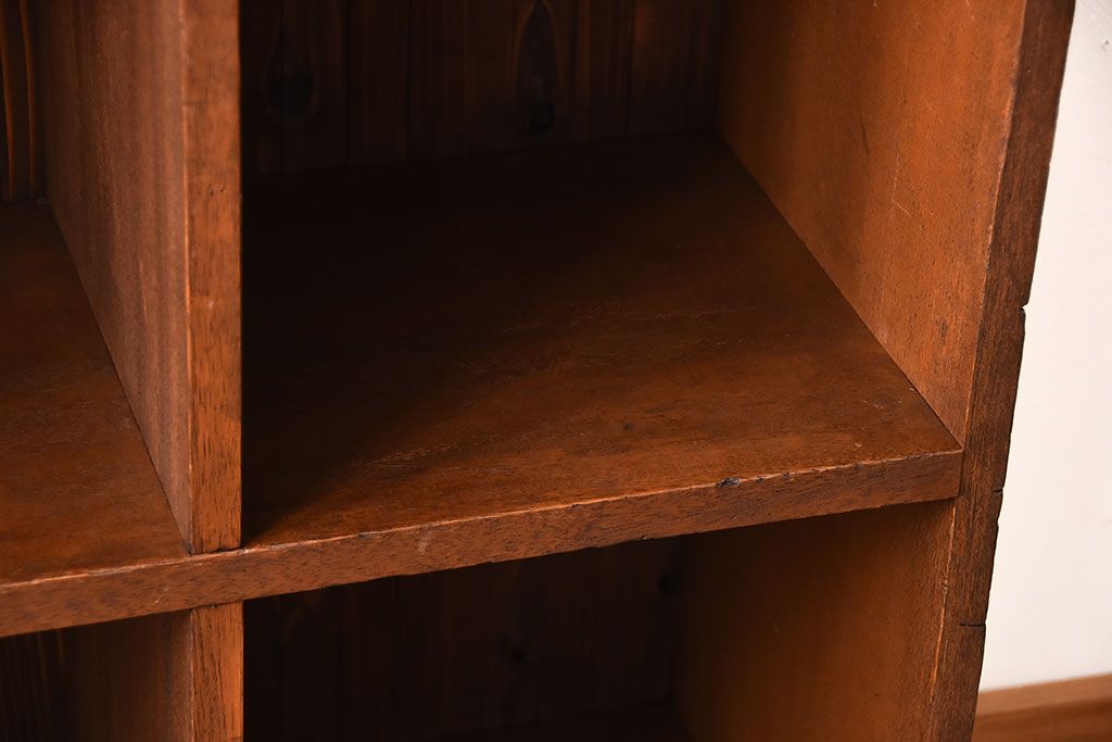 アンティーク家具　アンティーク　古い木の背面ブックラック付き鉄脚本棚(1)