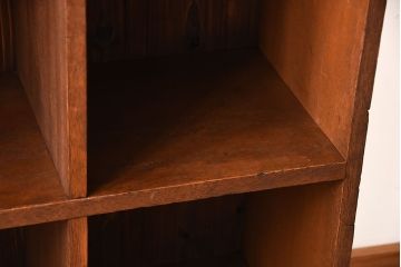 アンティーク家具　アンティーク　古い木の背面ブックラック付き鉄脚本棚(1)