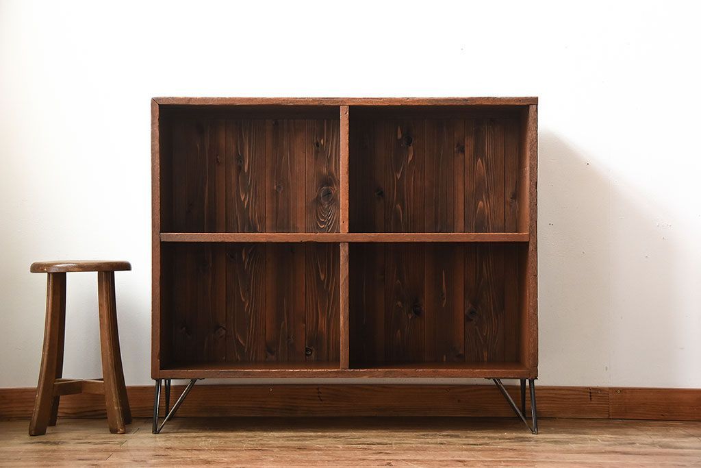 アンティーク家具　アンティーク　古い木の背面ブックラック付き鉄脚本棚(2)