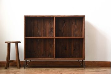 アンティーク家具　アンティーク　古い木の背面ブックラック付き鉄脚本棚(2)