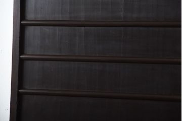 古民具・骨董　古い木製のアンティーク舞良戸