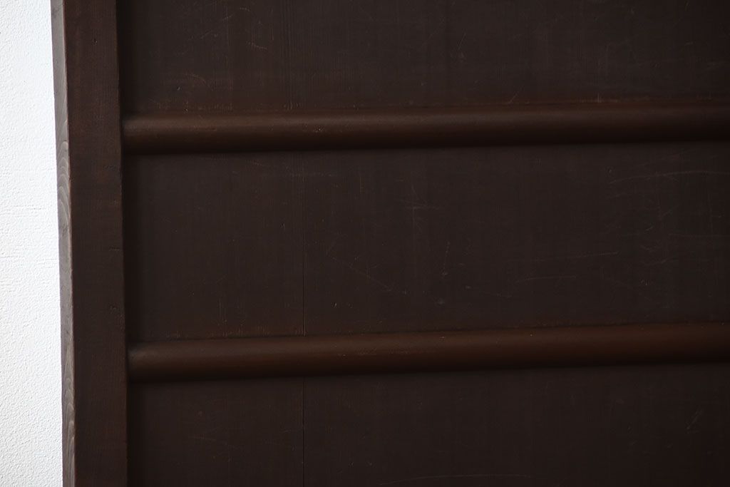 古民具・骨董　古い木製のアンティーク舞良戸