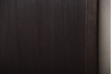 古民具・骨董　古い木製のアンティーク舞良戸