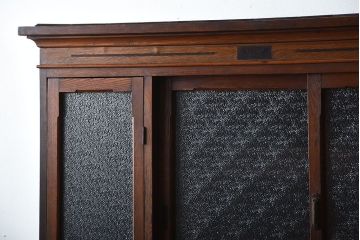 アンティーク家具　大正ロマン　ダイヤガラス入り!古い木製の大きな収納棚