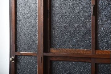 アンティーク家具　大正ロマン　ダイヤガラス入り!古い木製の大きな収納棚