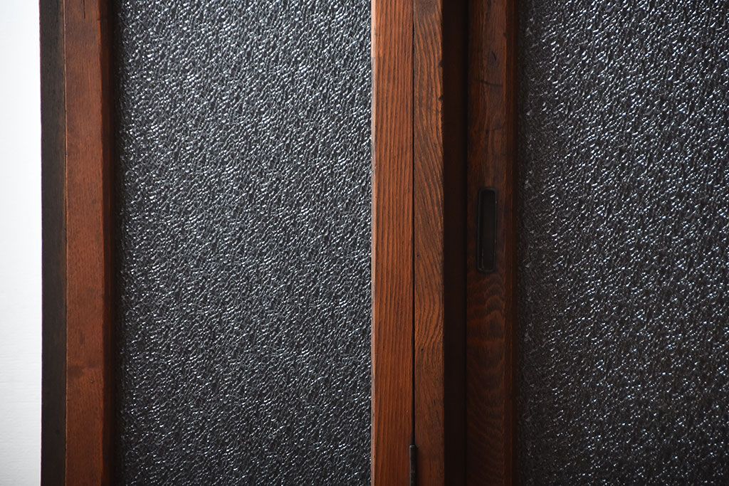 アンティーク家具　大正ロマン　ダイヤガラス入り!古い木製の大きな収納棚