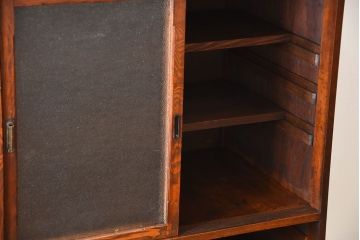 アンティーク家具　大正ロマン　ダイヤガラス入り!古い木製の大きな収納棚