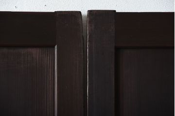 古民具・骨董　上品な柾目が美しい高級アンティーク板戸
