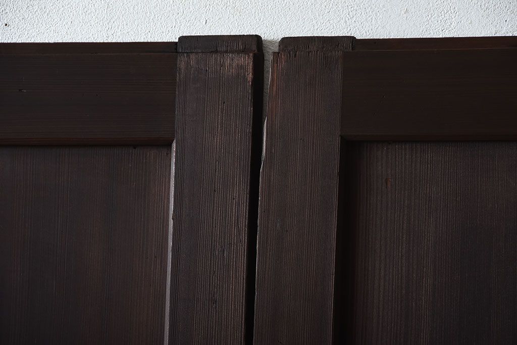 古民具・骨董　上品な柾目が美しい高級アンティーク板戸