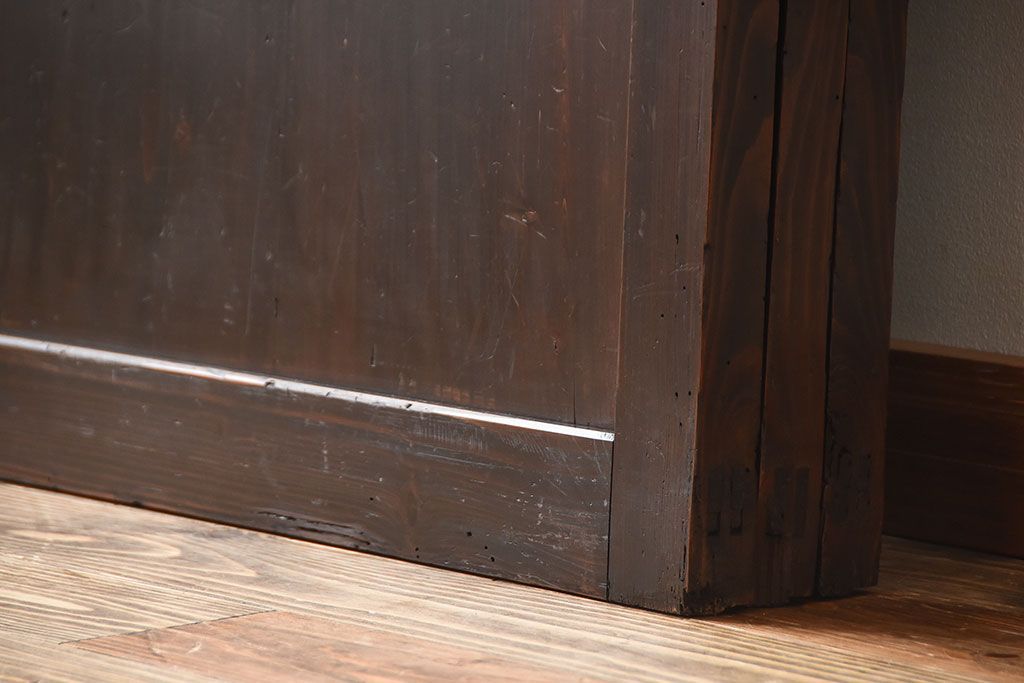 古民具・骨董　重厚な古い木製のアンティーク板戸3枚セット