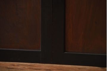 古民具・骨董　取っ手金具が作りの凝った板戸4枚セット(帯戸)