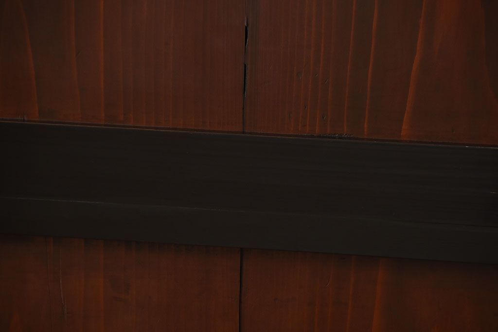 古民具・骨董　取っ手金具が作りの凝った板戸4枚セット(帯戸)