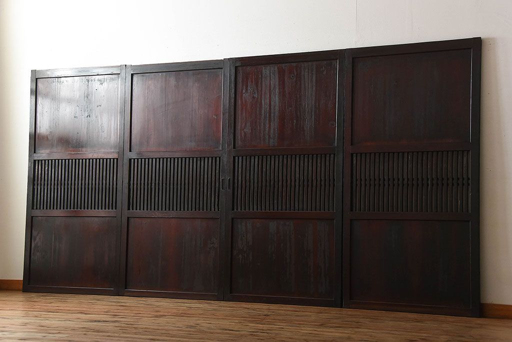 古民具・骨董　古い木が味わい深いアンティーク格子帯戸4枚セット