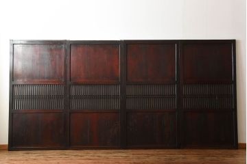 古民具・骨董　古い木が味わい深いアンティーク格子帯戸4枚セット