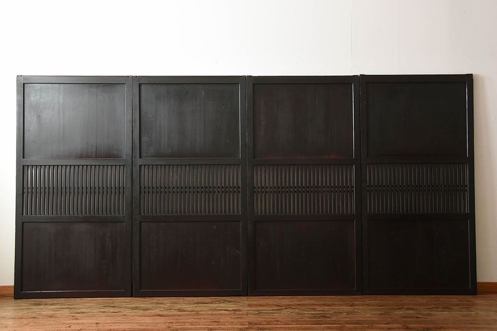 古民具・骨董　古い木が味わい深いアンティーク格子帯戸4枚セット