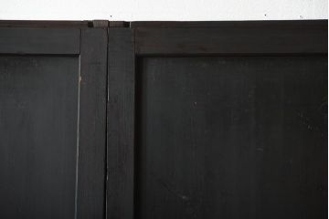 古民具・骨董　古い木が味わい深いアンティーク格子帯戸4枚セット