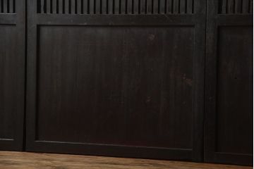 古民具・骨董　古い木が味わい深いアンティーク格子帯戸4枚セット