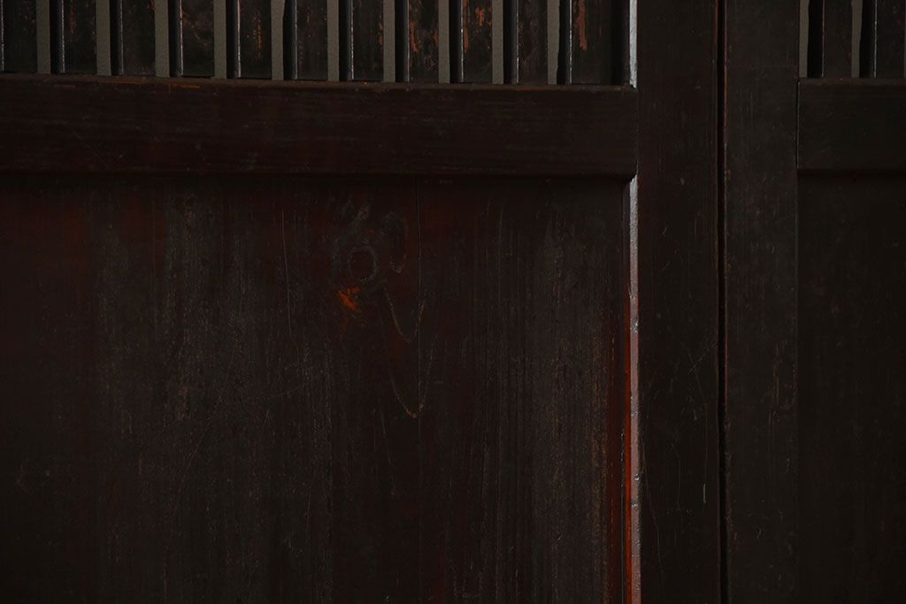 古民具・骨董　古い木が味わい深いアンティーク格子帯戸4枚セット