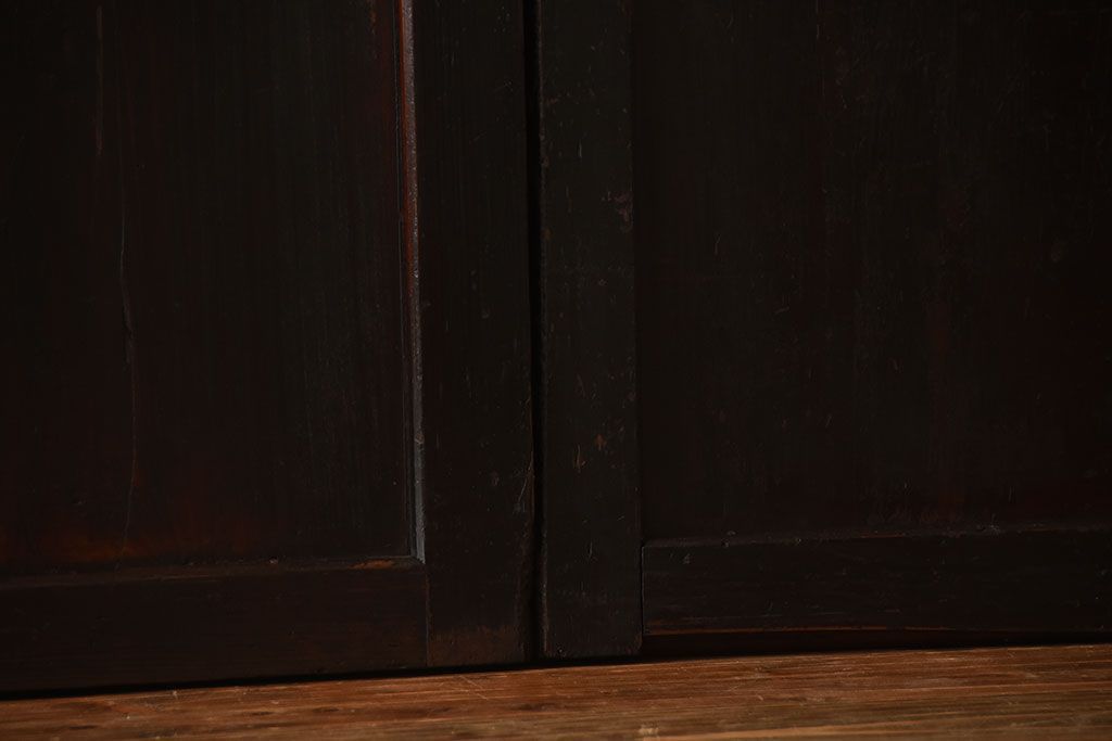 古民具・骨董　古い木が味わい深いアンティーク格子帯戸4枚セット