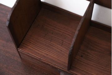 アンティーク家具　和製アンティーク　引き出し付き!小さな古い木の本立て