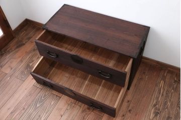 アンティーク家具　和製アンティーク　シンプルな丸金具の桐箪笥ローボード(桐たんす)