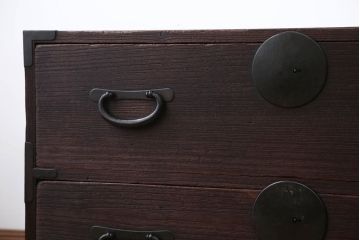 アンティーク家具　和製アンティーク　シンプルな丸金具の桐箪笥ローボード(桐たんす)