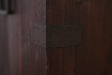 アンティーク家具　和製アンティーク　シンプルな丸金具の桐箪笥ローボード(桐たんす)