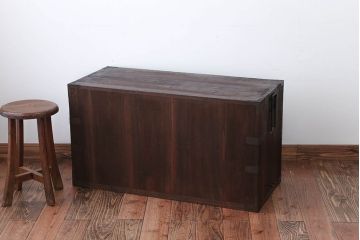 アンティーク家具　和製アンティーク　シンプルな金具の桐箪笥ローボード(桐たんす)