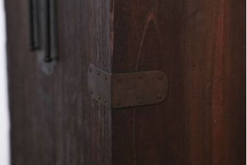 アンティーク家具　和製アンティーク　シンプルな金具の桐箪笥ローボード(桐たんす)