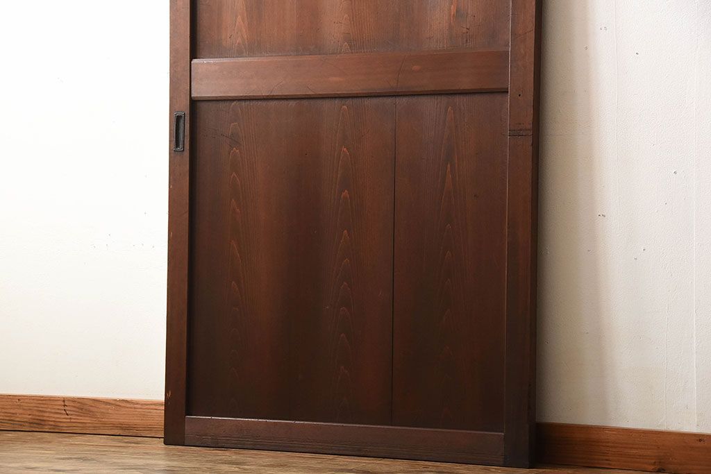 古民具・骨董　古いナチュラルな木味のアンティーク帯戸